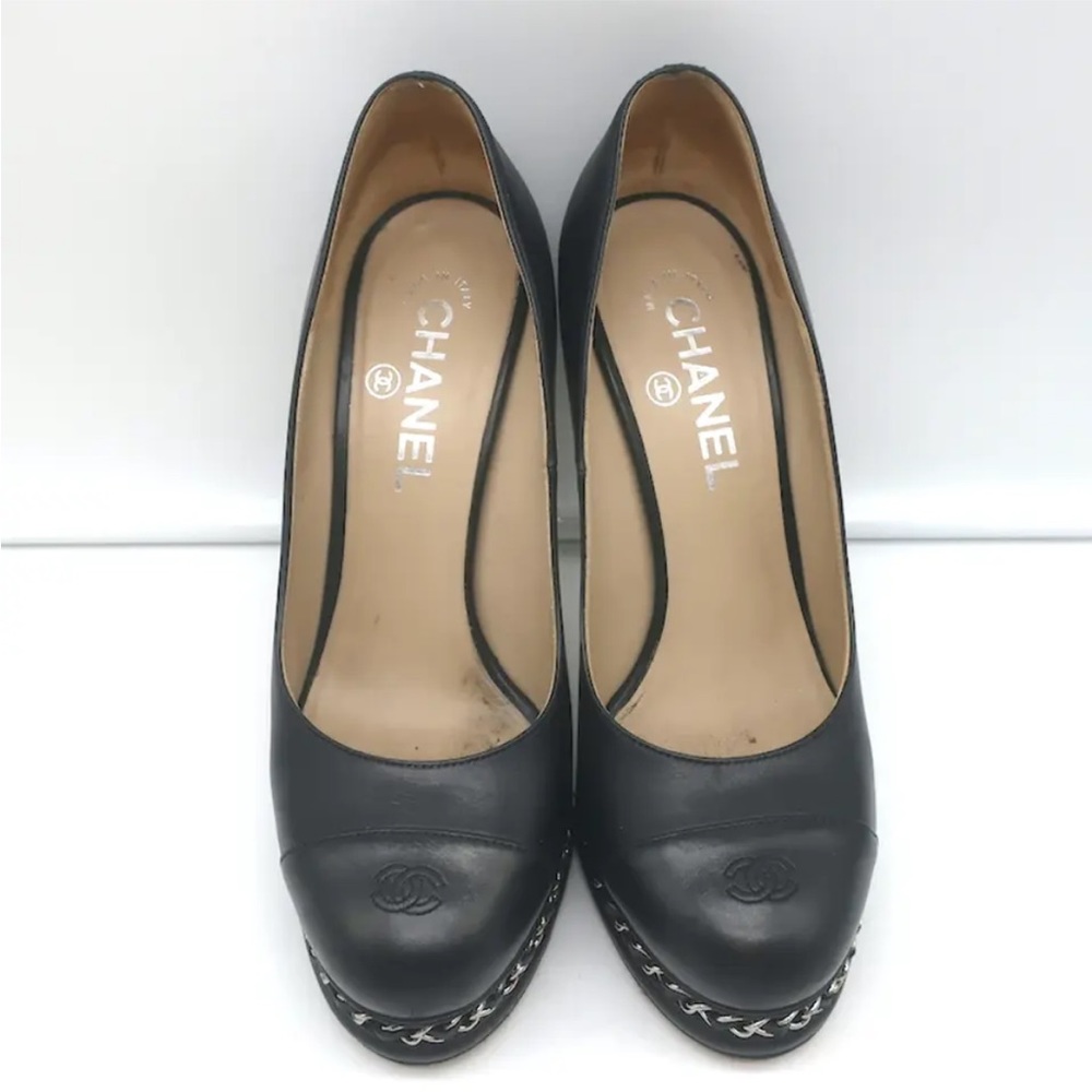 CHANEL 15C CC LOGO Chain Around Platform Pumps Sz 40